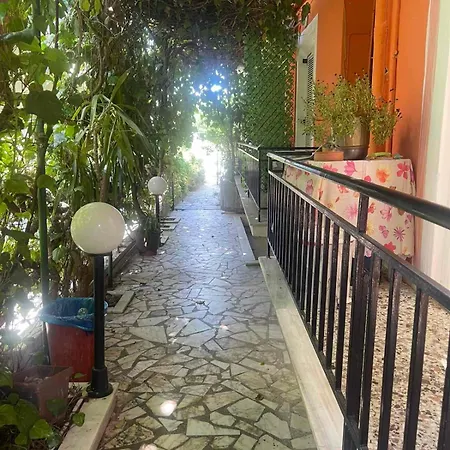 Pislis 3* Καμένα Βούρλα