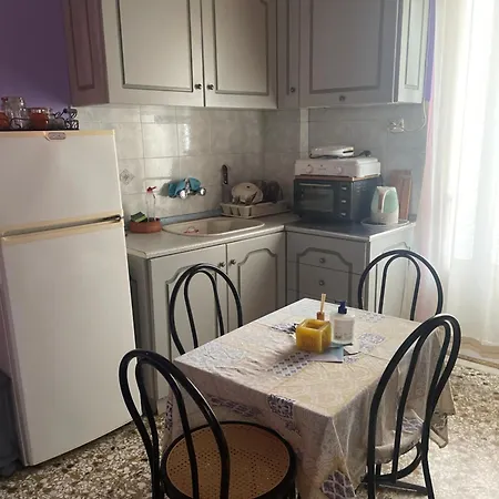 Πανσιόν Pislis Καμένα Βούρλα